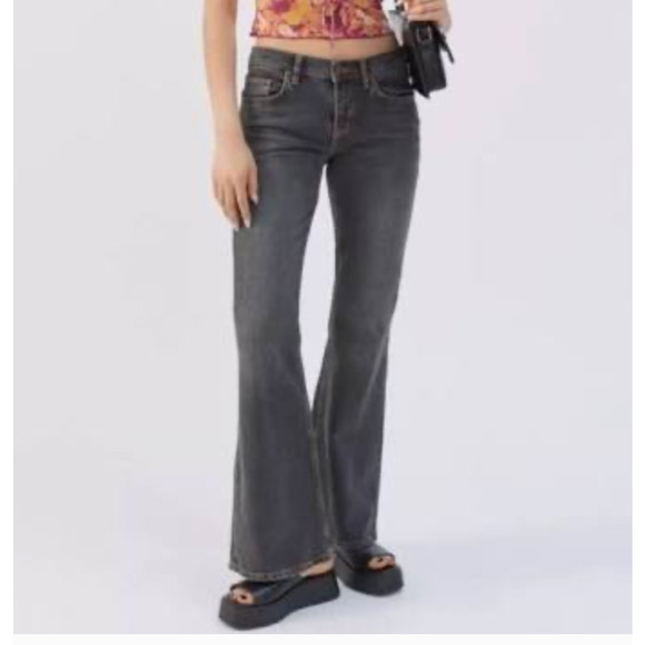 BDG Urban Outfitters trendy Y2k low rise black gray denim flare pants 26 - Picture 1 of 15